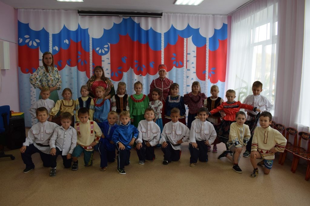 В Красноуфимске прошел фестиваль народной культуры «Казачий базар»