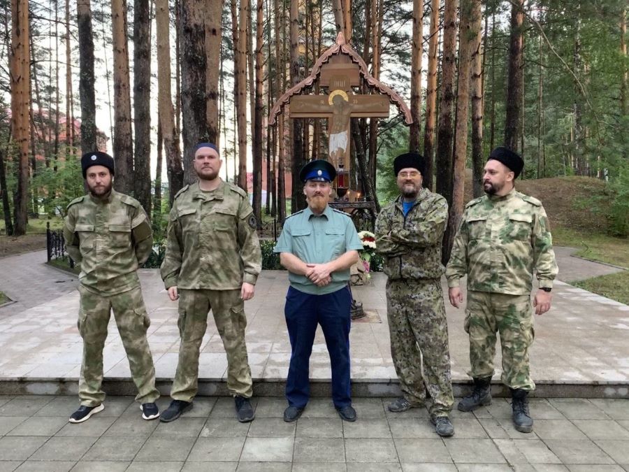 Казаки Алапаевска почтили память алапаевских мучеников в рамках Царских дней