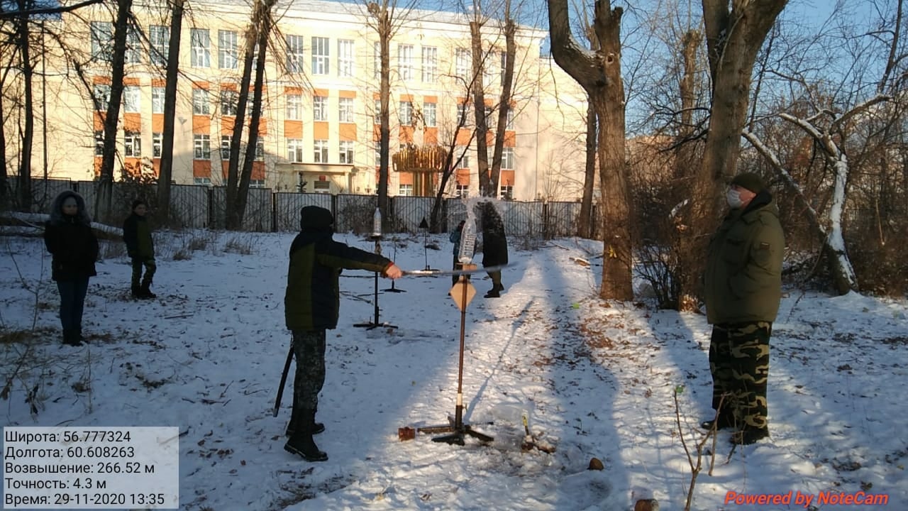 Екатеринбургские юнармейцы учатся казачьему искусству рубки шашкой