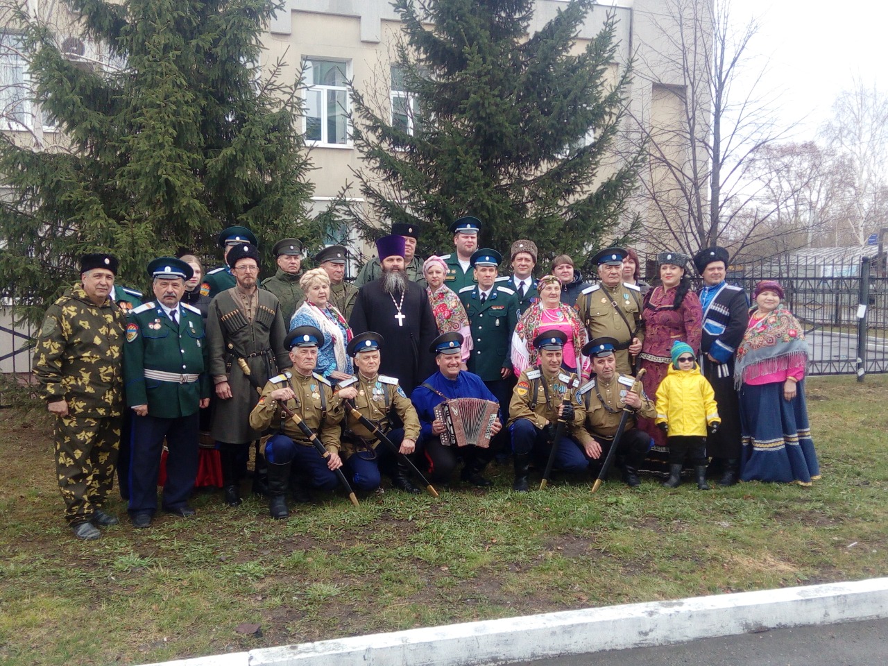 В Нижнем Тагиле прошел фестиваль «Как казаки с праздником Светлой Пасхи поздравляют» В Нижнем Тагиле прошел фестиваль «Как казаки с праздником Светлой Пасхи поздравляют»