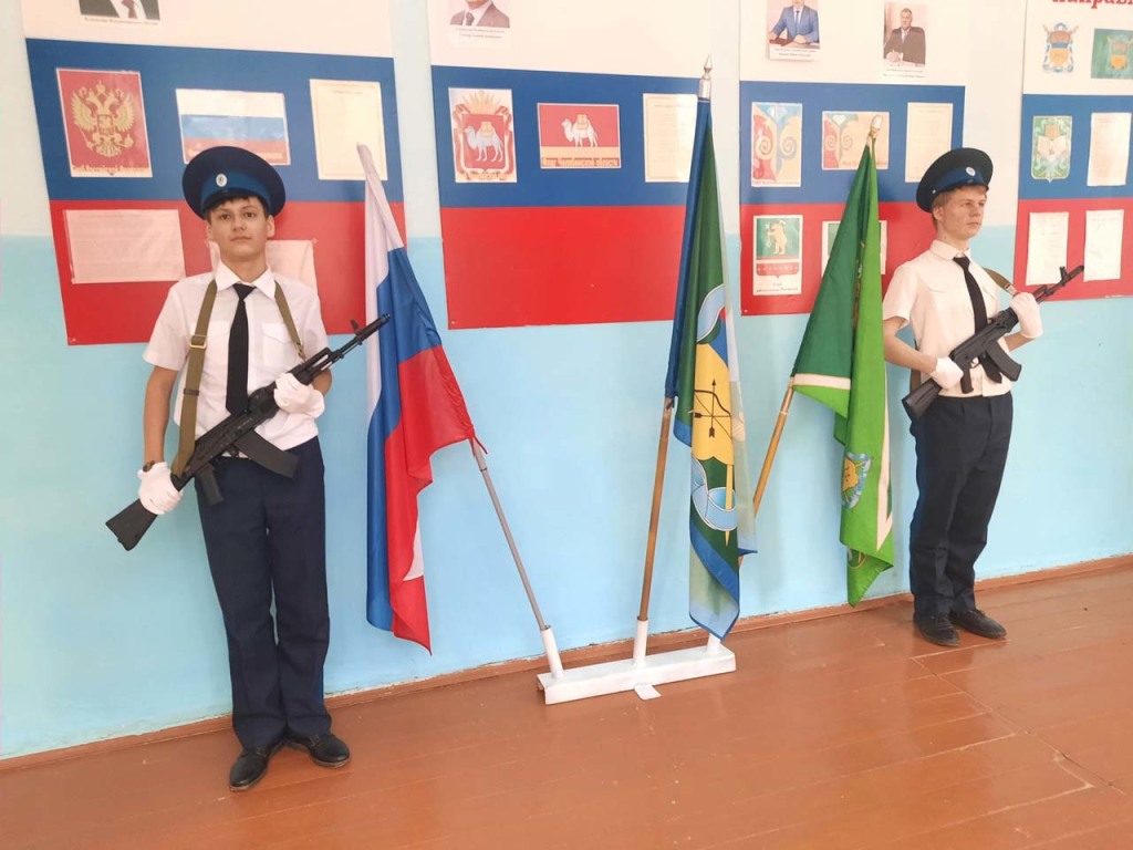 В Магнитке прошли кадетские коммунарские сборы «Казачий сполох» В Магнитке прошли кадетские коммунарские сборы «Казачий сполох»