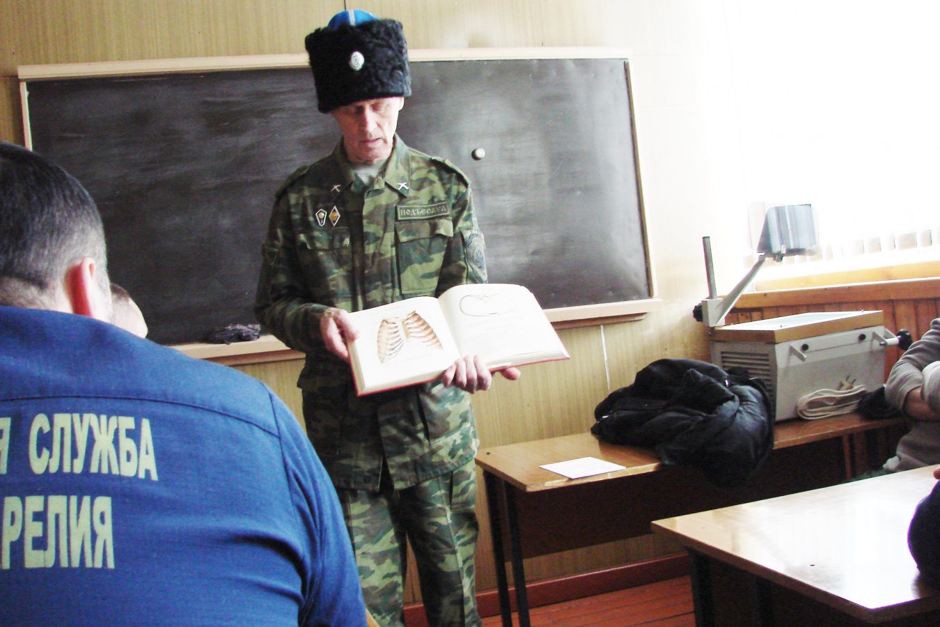 Оренбургский казак в Карелии поделился врачебным опытом с сотрудниками МЧС