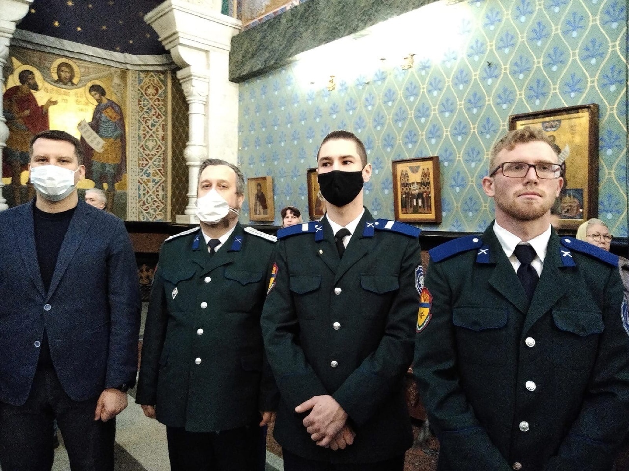 Казаки Среднего Урала встретили митрополита Екатеринбургского и Верхотурского Евгения