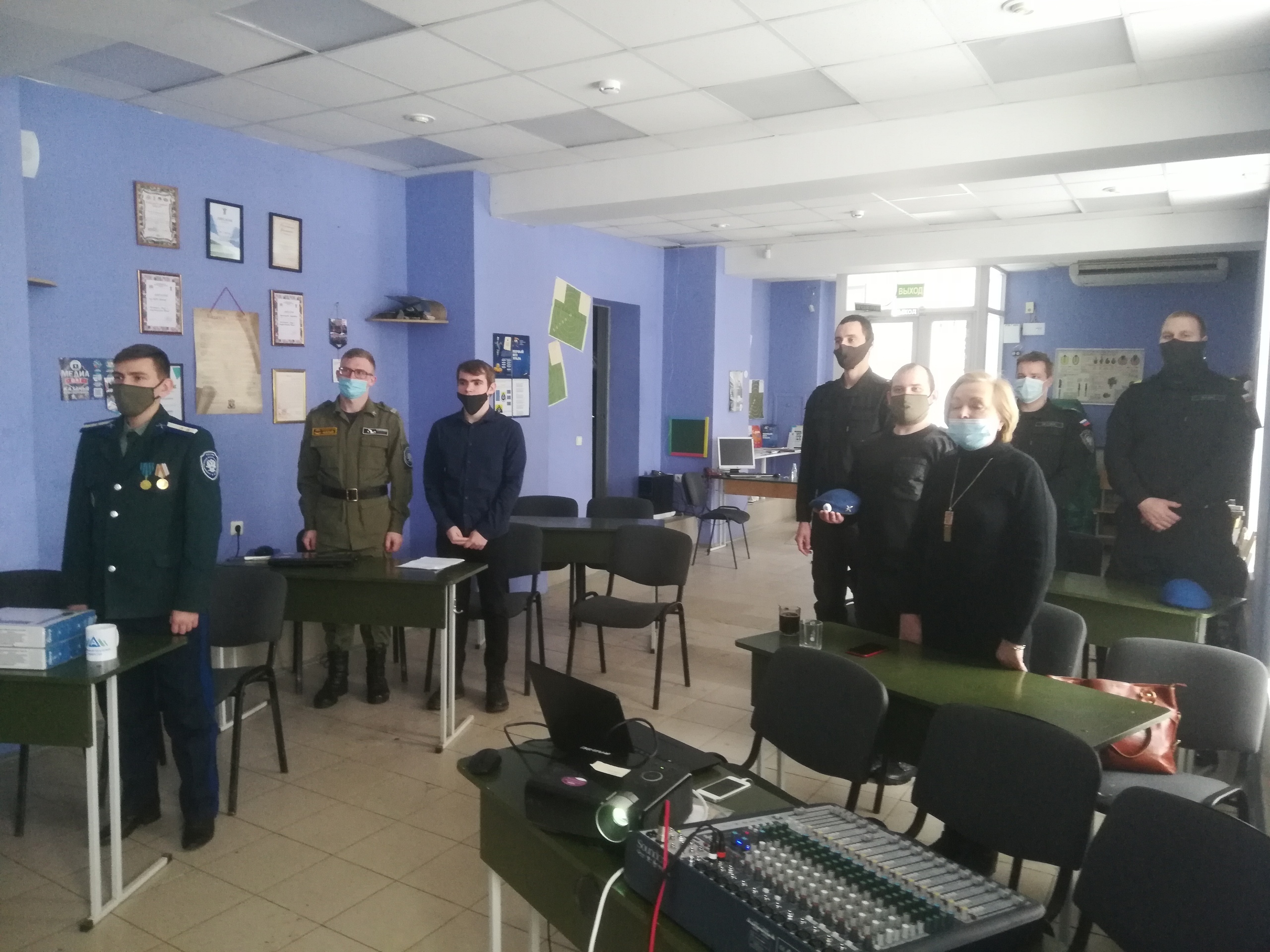 В центре патриотического воспитания «Святогор» прошел круглый стол, посвященный блокаде Ленинграда