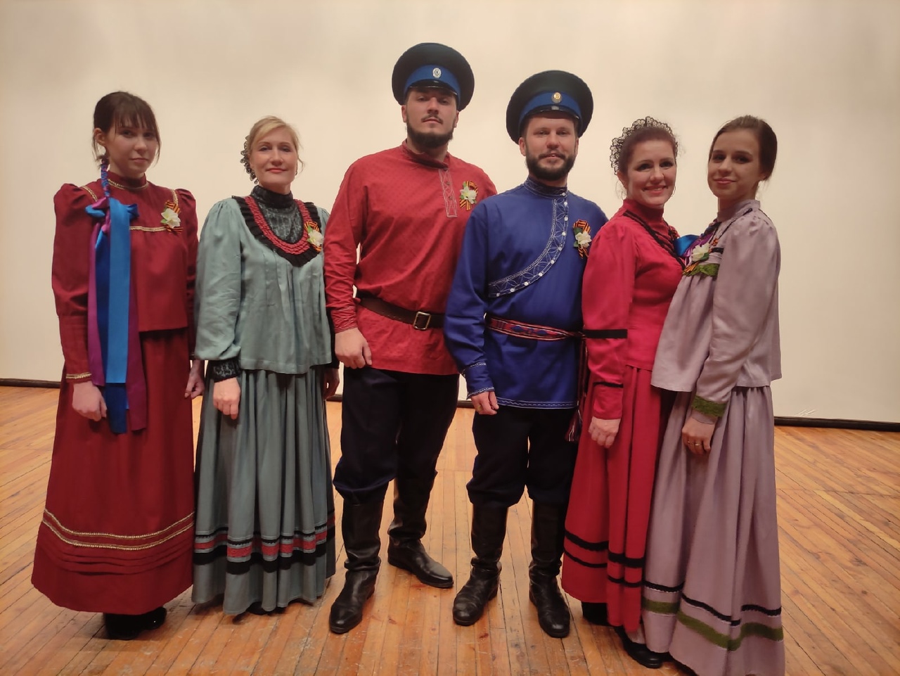 В Оренбуржье прошли выездные концерты казачьих войсковых ансамблей В Оренбуржье прошли выездные концерты казачьих войсковых ансамблей