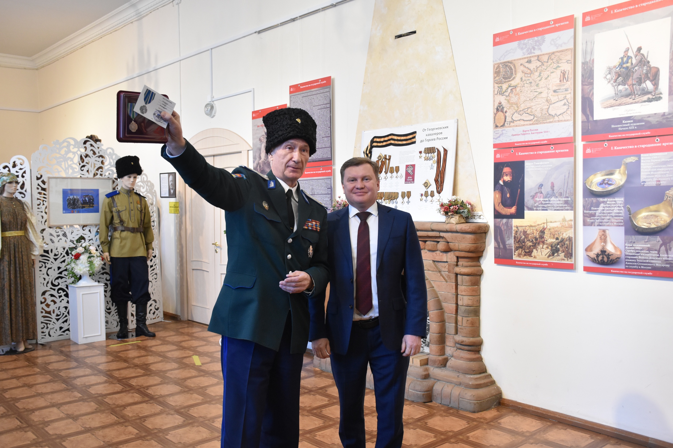 В Камышлове состоялось торжественное открытие выставки «Казачество на государевой службе» В Камышлове состоялось торжественное открытие выставки «Казачество на государевой службе»