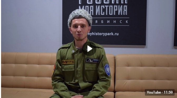 Привезенные с «Вахты памяти» вещи погибших бойцов стали объектом внимания студентки 1-го курса ВГИКа Натальи Волковой Привезенные с «Вахты памяти» вещи погибших бойцов стали объектом внимания студентки 1-го курса ВГИКа Натальи Волковой