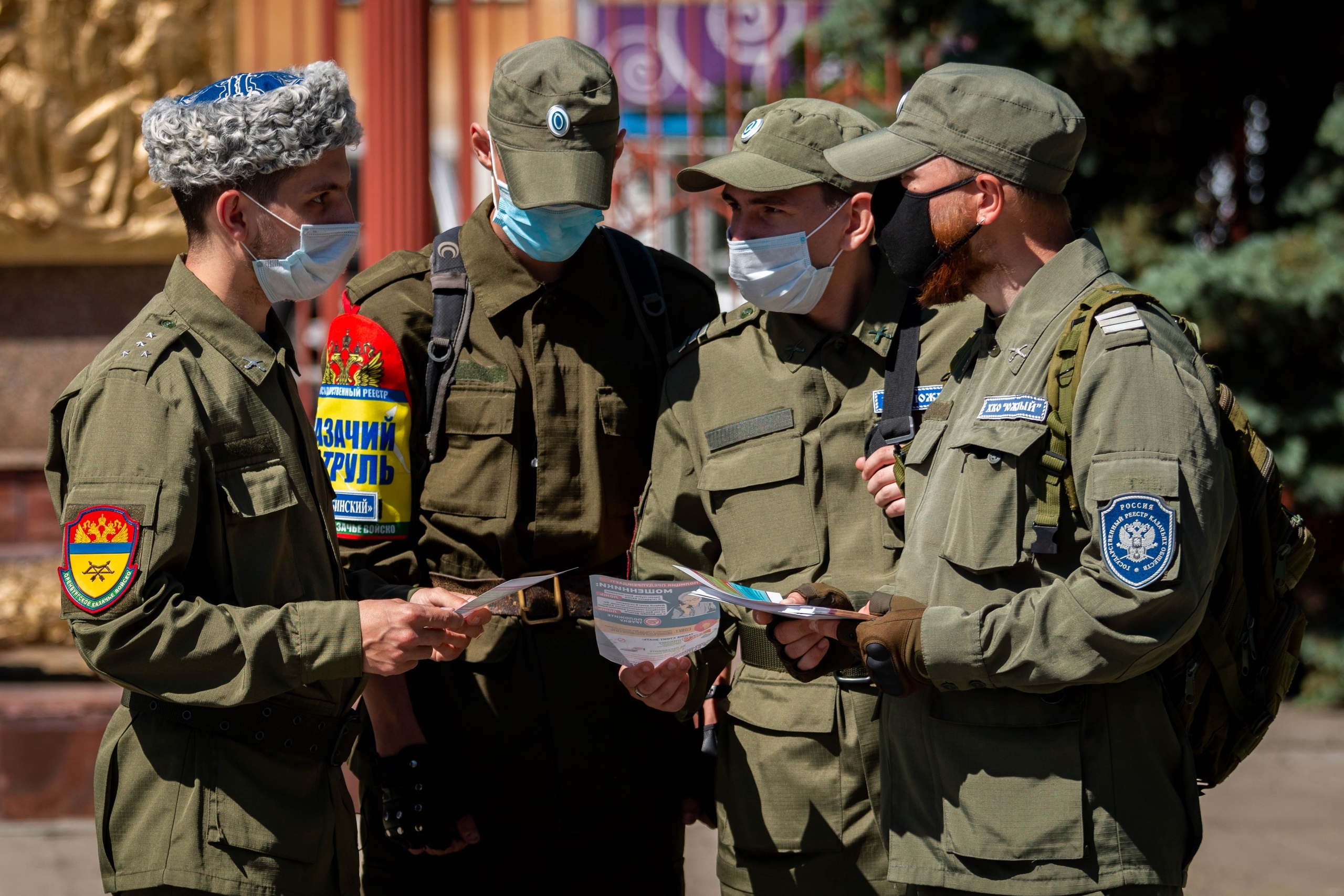 Оренбургские казаки вновь вышли на патрулирование общественного порядка в городе Челябинске Оренбургские казаки вновь вышли на патрулирование общественного порядка в городе Челябинске