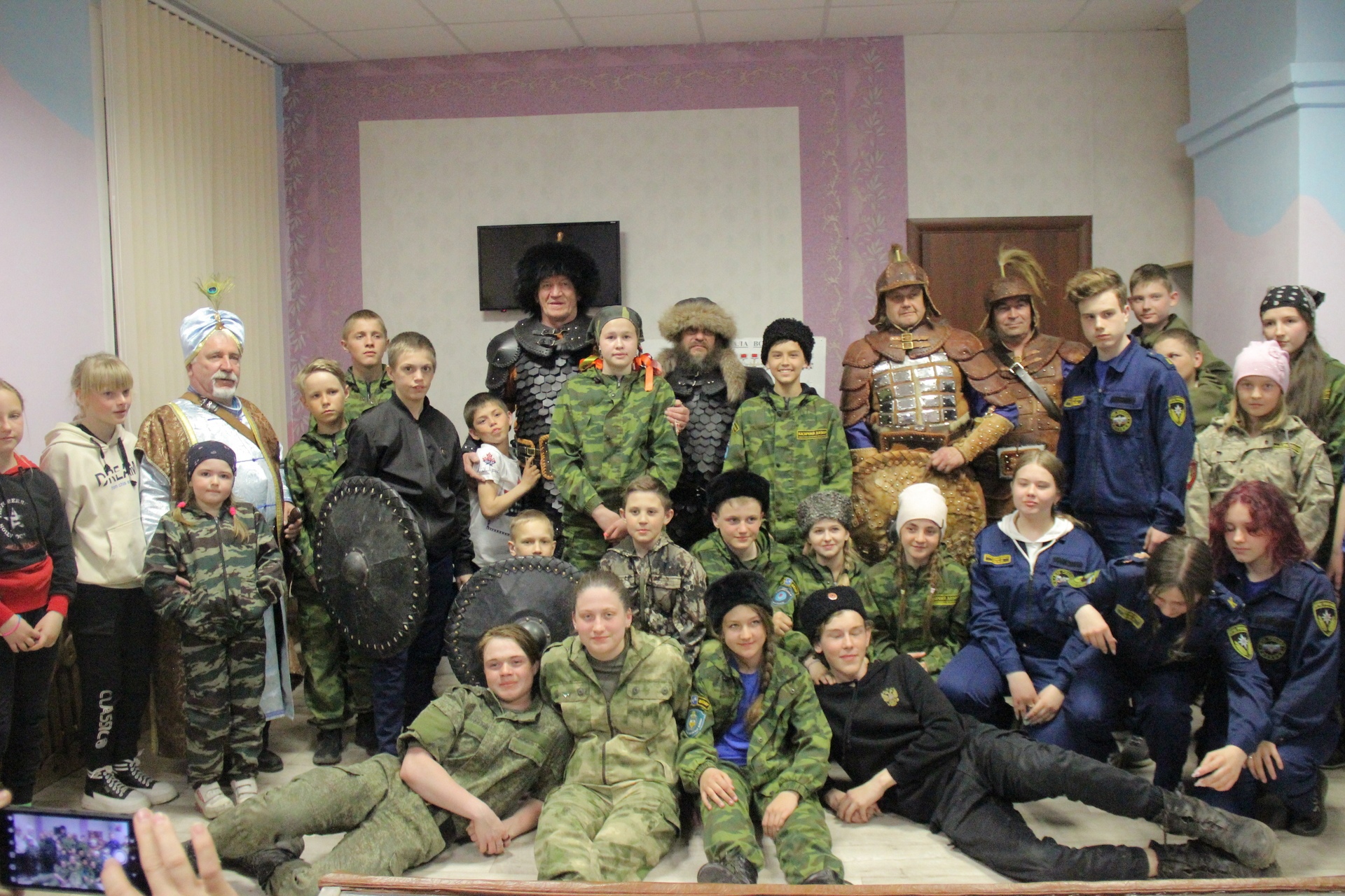 В Богдановиче прошли сборы, посвященные героям России