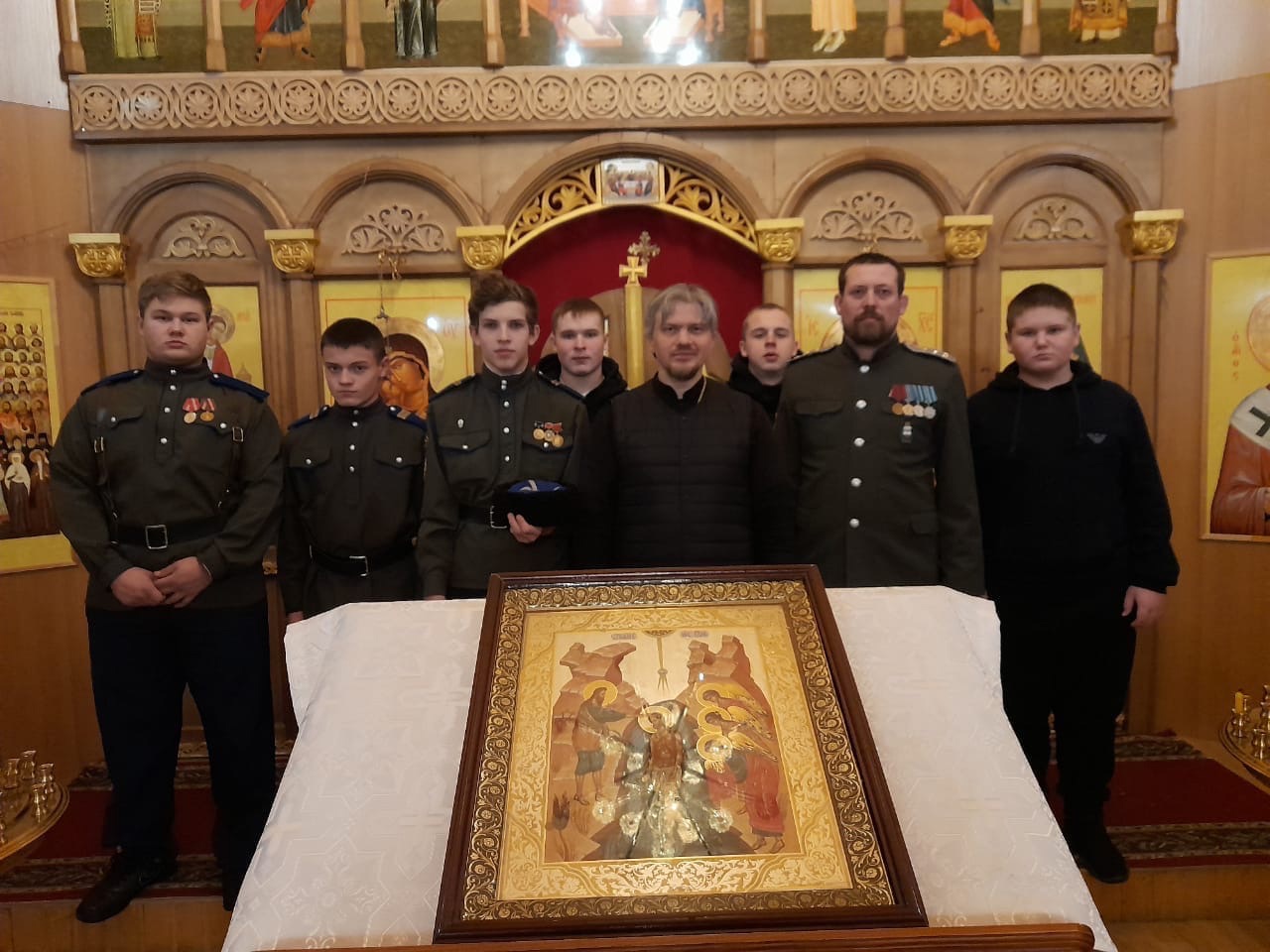 Казаки Оренбургского казачьего войска вышли на службу в праздник Крещения Господня Казаки Оренбургского казачьего войска вышли на службу в праздник Крещения Господня