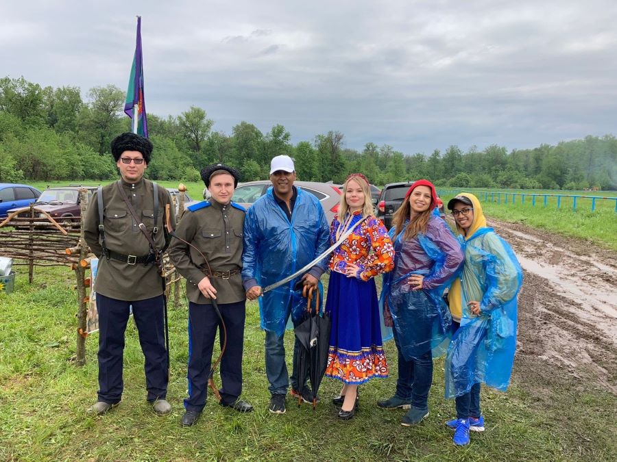 На Сабантуе в Башкирии иностранцы посетили полевой музей быта казака