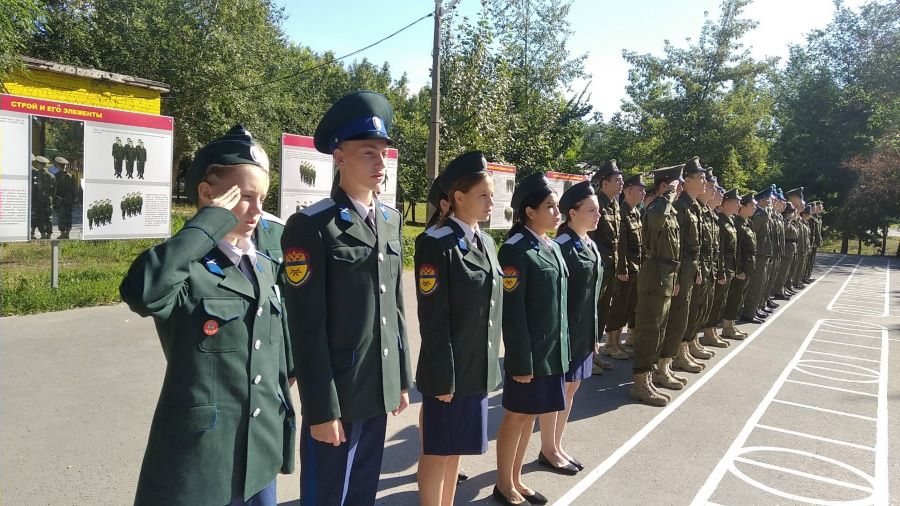 Под Оренбургом начались профильные казачьи смены в детских лагерях