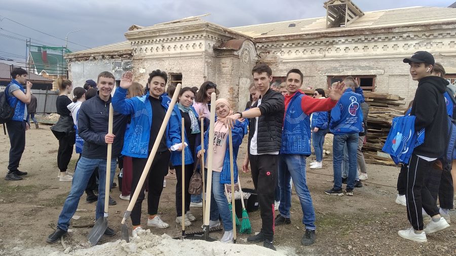 Здание, принадлежавшее Оренбургскому войску, приводят в порядок