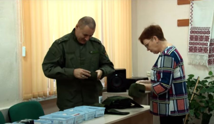 «Чем можем – поможем»: атаман в Карпинске комплектует аптечки «Чем можем – поможем»: атаман в Карпинске комплектует аптечки