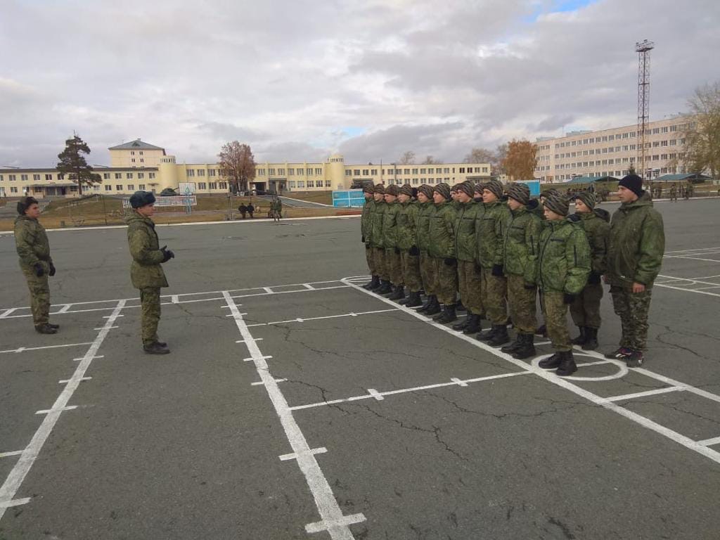 Казачата из Второго отдела посетили Чебаркульский гарнизон Казачата из Второго отдела посетили Чебаркульский гарнизон