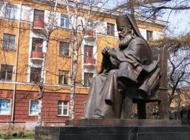Епископ Лука.jpg
